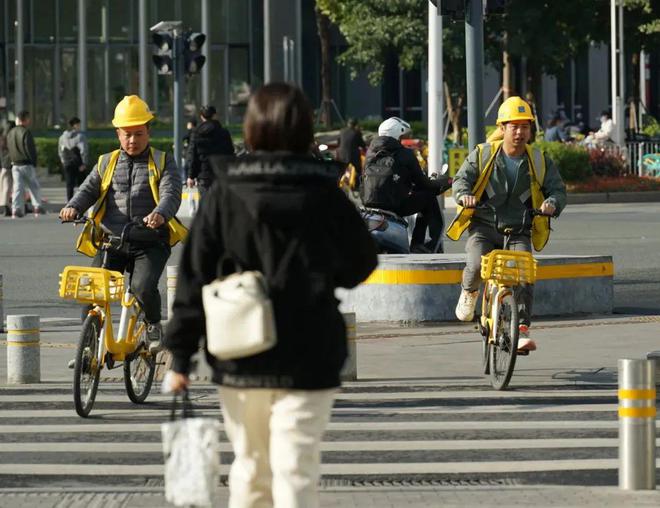 弃了双11爱上了“老年严选”AG真人中国这届脆皮年轻人抛(图3)