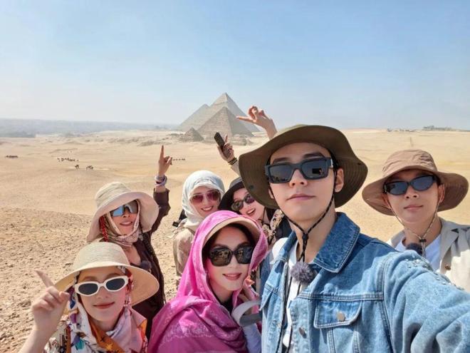 花学”“淡”得让人心动！AG真人百家家乐平台新“(图5)